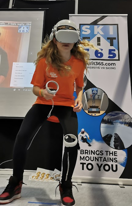 HoverFit leg tracking in action.